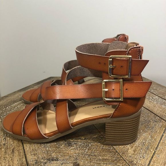 Big Buddha Shoes - Big Buddha Sandals Women’s Size 9